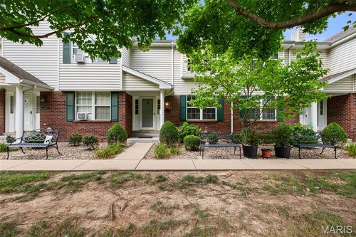 3-1712 Honeysuckle Dr, Saint Charles, MO, 63303-3827 | Card Image