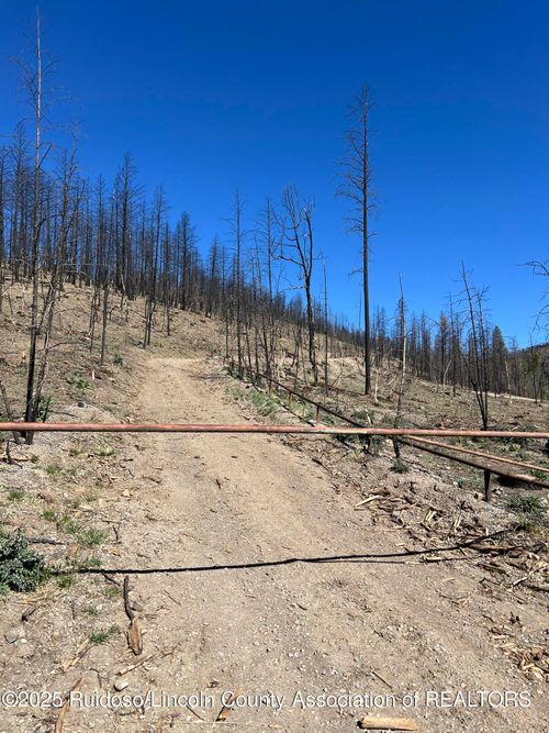 109 Spring Canyon Rd, Ruidoso, NM, 88345-6650 | Card Image