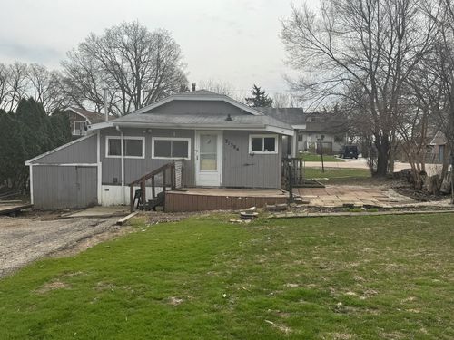 21584 W Lake Ave, Lake Villa, IL, 60046-5019 | Card Image