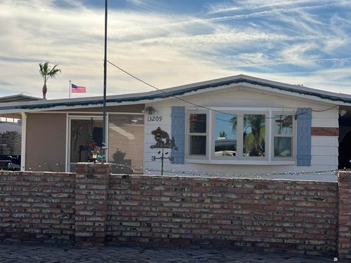 13209 E 42nd Dr, Yuma, AZ, 85367-6112 | Card Image