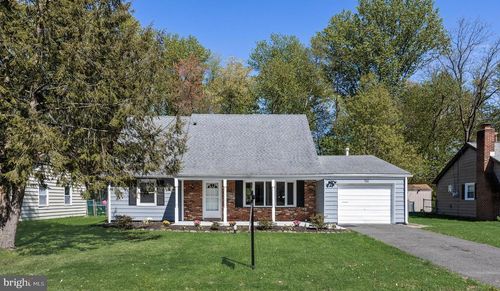 114 Eastbrook Ln, Willingboro, NJ, 08046-2225 | Card Image