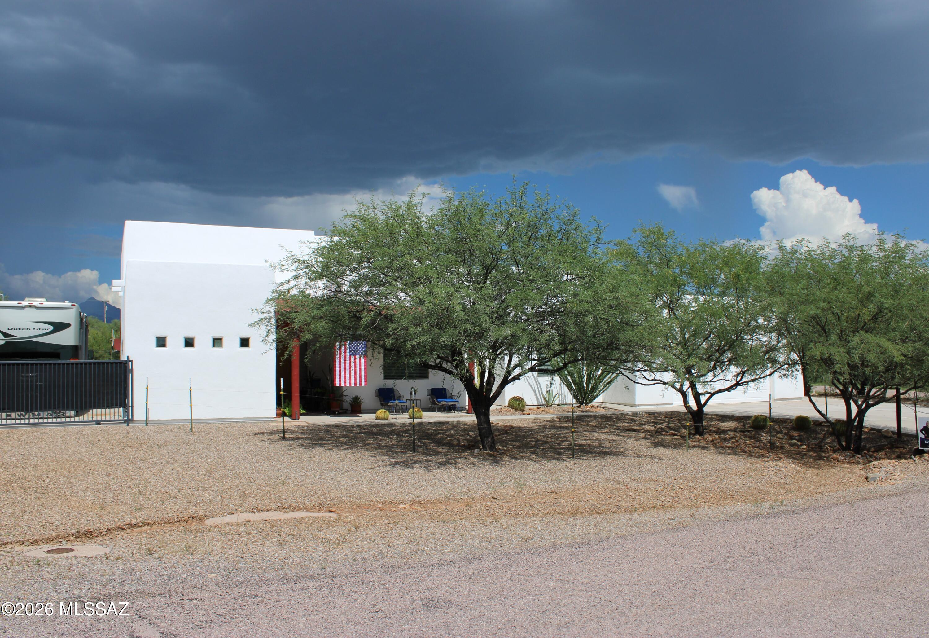 Residential in Rio Rico 4