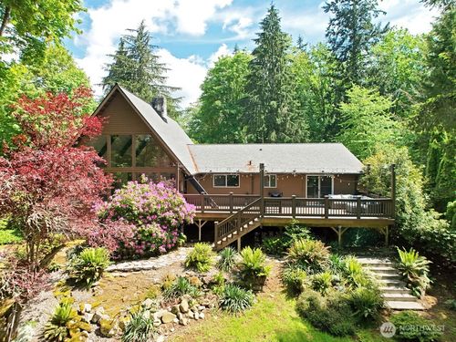 28539 Ne Tolt Hill Rd, Carnation, WA, 98014-8205 | Card Image