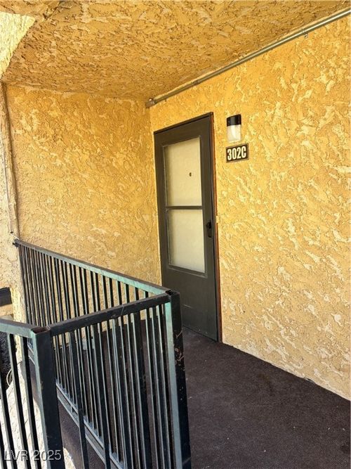 apt-302c-1303 Darlene Way, Boulder City, NV, 89005-3356 | Card Image