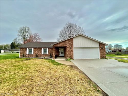 3621 Vineland Ave, Ashtabula, OH, 44004-4154 | Card Image