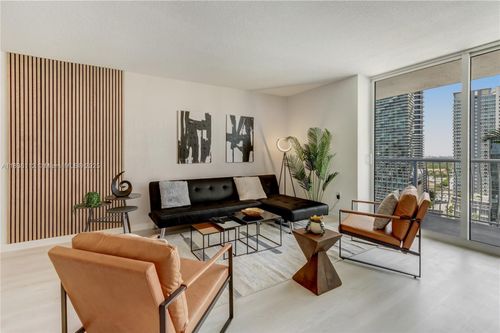 apt-2424-1200 Brickell Bay Dr, Miami, FL, 33131-3264 | Card Image
