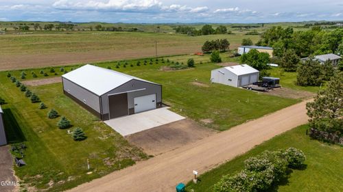 6329 8th Ave, Fort Rice, ND, 58554-8922 | Card Image