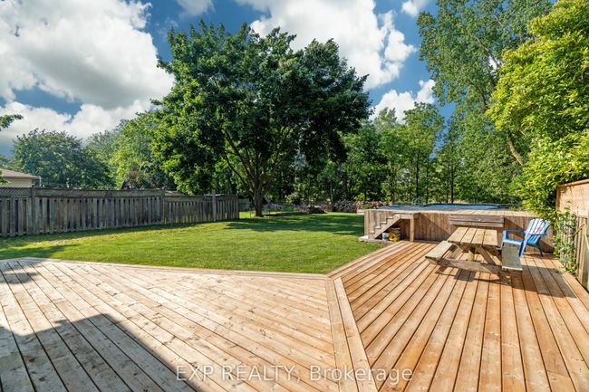 250 William St E, House other with 3 bedrooms, 2 bathrooms and 3 parking in Parkhill ON | Image 41