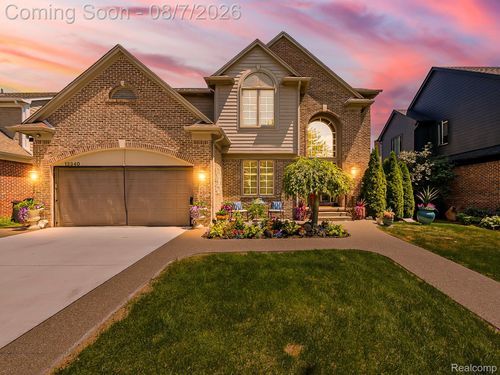 13340 Andover Dr, Plymouth, MI, 48170-8212 | Card Image