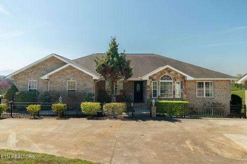 1339 Jim Fain Rd, Sevierville, TN, 37876-0215 | Card Image