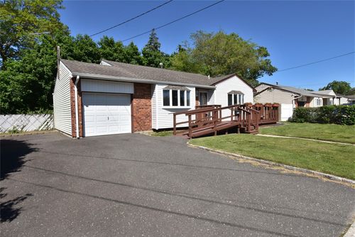 324 W 16th St, Deer Park, NY, 11729-6308 | Card Image