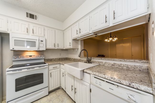 3 - 885 Dublin Dr, Condo with 2 bedrooms, 3 bathrooms and null parking in Richardson TX | Image 13