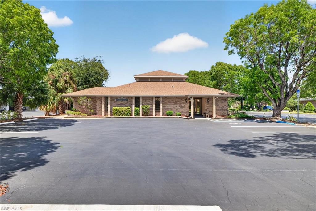 45 Barkley Cir, Fort Myers, FL 33907
