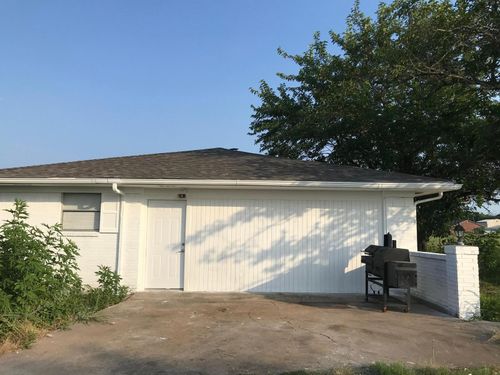 2587 Highway 69 N, Greenville, TX, 75401-6809 | Card Image