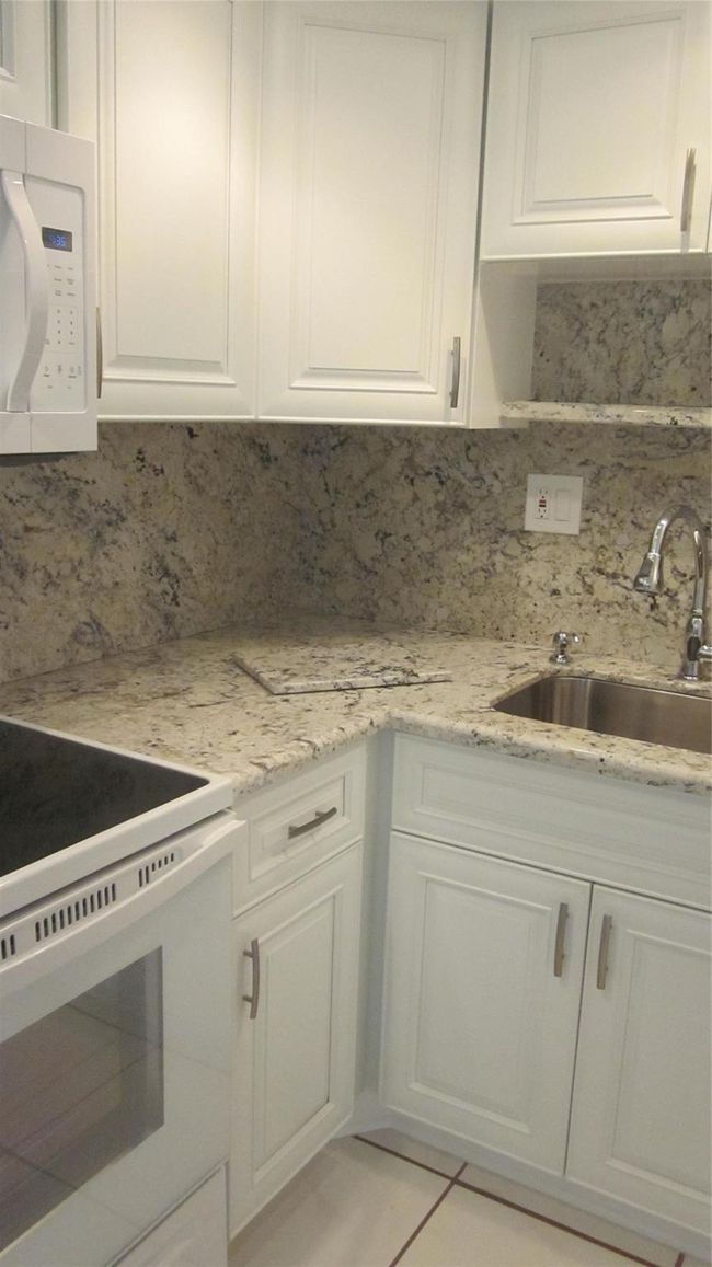 APT-104 - 720 Orton Ave, Condo with 1 bedrooms, 1 bathrooms and null parking in Fort Lauderdale FL | Image 5