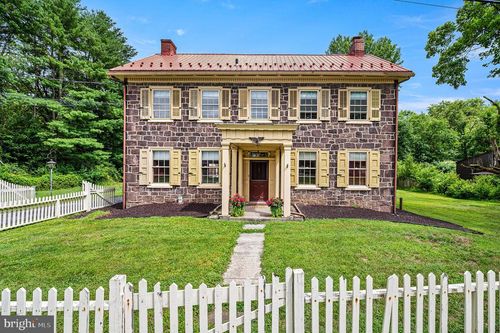25 Unionville Rd, DOUGLASSVILLE, PA, 19518-9715 | Card Image