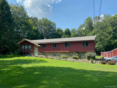 193 Overhill Rd, Stormville, NY, 12582-5417 | Card Image