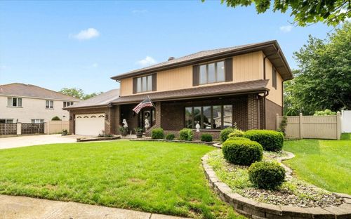 1130 N Thatcher Ln, Addison, IL, 60101-1167 | Card Image