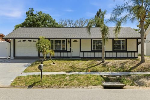 1065 Foxwood Dr, Lutz, FL, 33549-4136 | Card Image