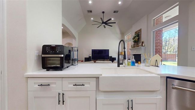 Kitchen | Image 14