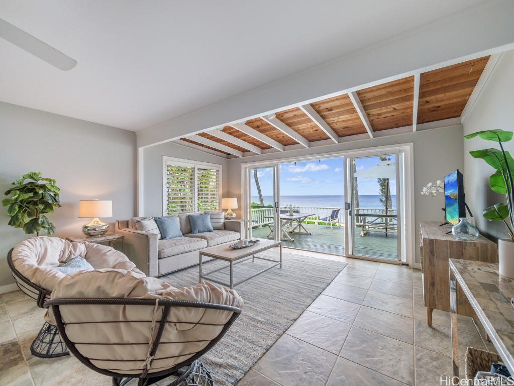 Ke Waena Rd, Haleiwa, HI 96712