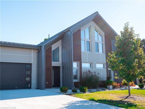 92 Elgin St, Embro, ON, N0J1J0 | Card Image