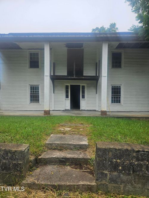 477 Red Oak Ridge Rd, Castlewood, VA, 24224-5508 | Card Image