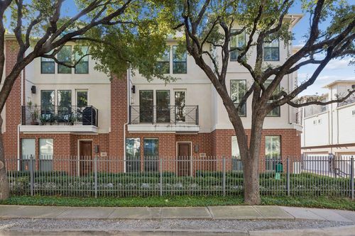 102-2606 Shelby Ave, Dallas, TX, 75219-4052 | Card Image