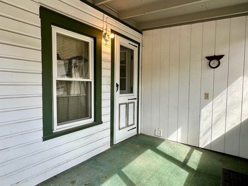 62 Hull Ave, Wallingford, VT, 05773-9554 | Card Image