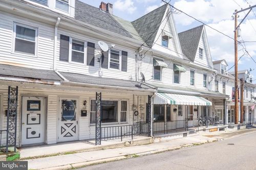 104 W Water Street, NEW PHILADELPHIA, PA, 17959 | Card Image