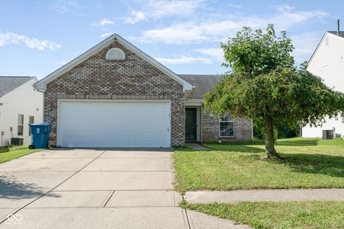 6107 Patoka Lake Dr, Indianapolis, IN, 46254-5998 | Card Image