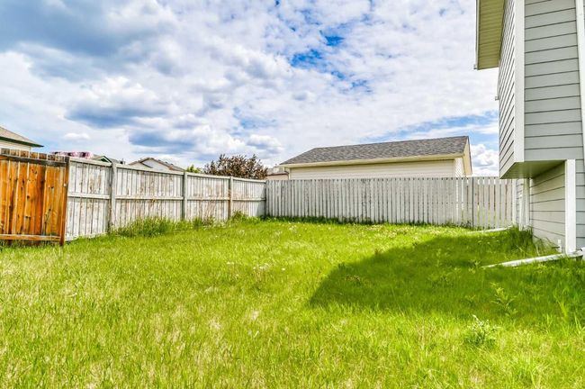 38 Saddlemead Way Ne, House other with 4 bedrooms, 2 bathrooms and 2 parking in Calgary AB | Image 27