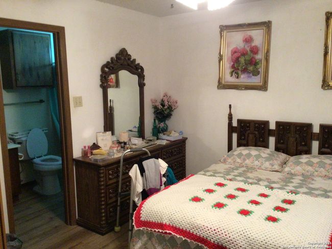 7306 Silent Hls, House other with 3 bedrooms, 2 bathrooms and null parking in San Antonio TX | Image 11