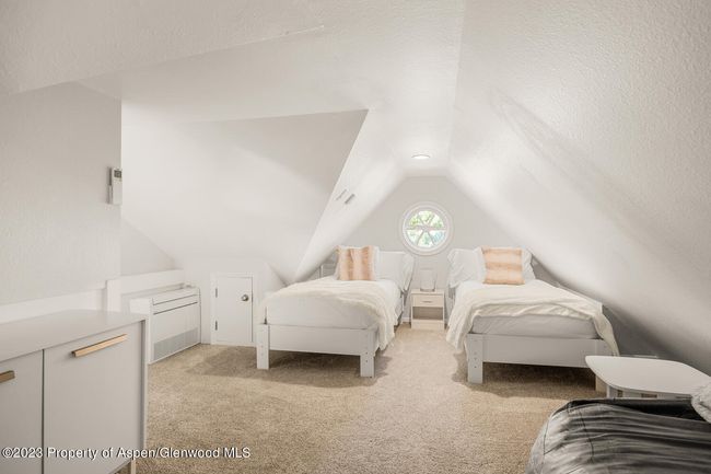 A - 1195 E Cooper Ave, Home with 4 bedrooms, 4 bathrooms and 3 parking in Aspen CO | Image 16