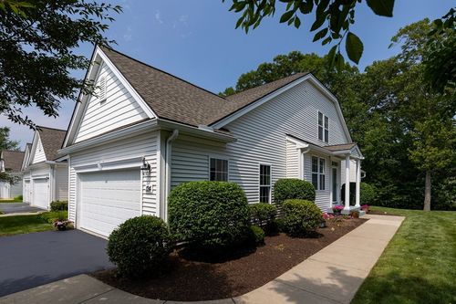 124-124 Clubhouse Ln, Northbridge, MA, 01534-1281 | Card Image