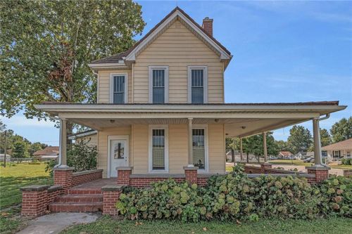 100 E 3rd Street, Norborne, MO, 64668 | Card Image