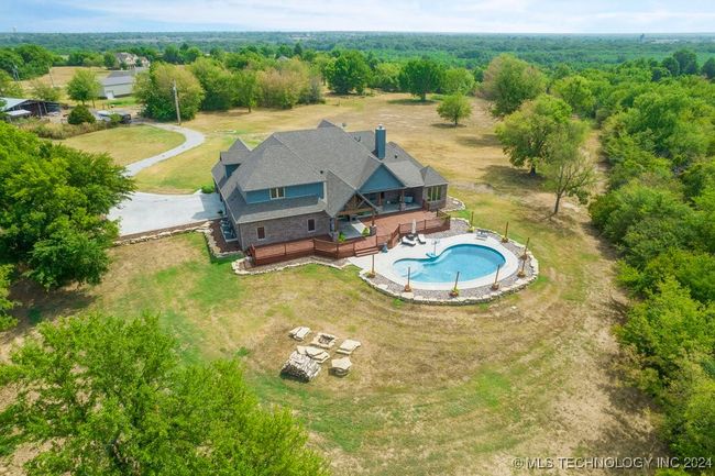 8320 E 80 Th St N, House other with 4 bedrooms, 6 bathrooms and null parking in Owasso OK | Image 4
