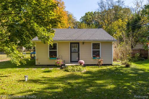 4850 Hillock, Highland Twp, MI, 48356 | Card Image