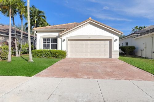 0-949 Tanglewood Cir, Weston, FL, 33327-1846 | Card Image