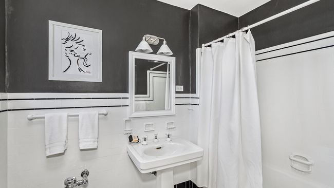 APT-12A - 3300 N Lake Shore Dr, Home with 3 bedrooms, 3 bathrooms and 1 parking in CHICAGO IL | Image 14