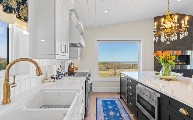 9263 County Rd, House other with 3 bedrooms, 3 bathrooms and 10 parking in Duntroon ON | Image 7