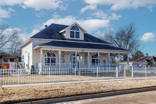 1043 Clinton St, Arkadelphia, AR, 71923-7027 | Card Image