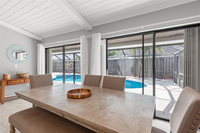 770 Nw 77 Th Ave, House other with 3 bedrooms, 2 bathrooms and null parking in Plantation FL | Image 28