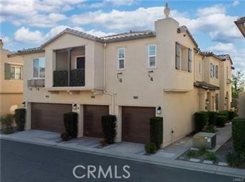 19554 Laroda Ln, Saugus, CA, 91350-3235 | Card Image