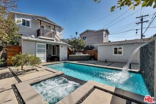 119 S Hobart Blvd, LOS ANGELES, CA, 90004-5205 | Card Image