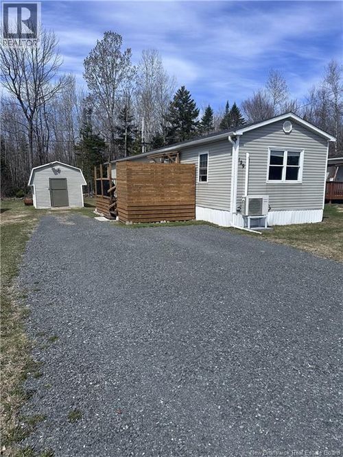 129 Eastwood St, Fredericton, NB, E3B6P7 | Card Image