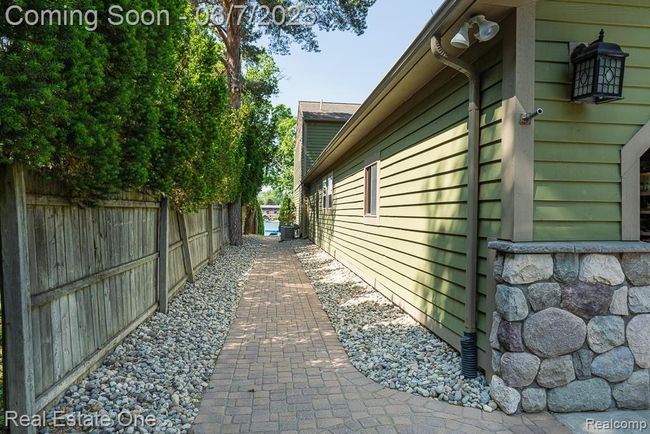 2200 Fernloch_MLS-050.jpg | Image 31