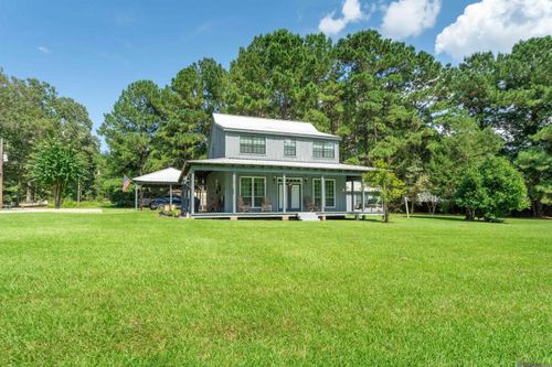 10626 Camelot Sq, Saint Francisville, LA, 70775-5223 | Card Image