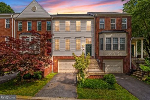 20303 Battery Bend Pl, Gaithersburg, MD, 20886-4594 | Card Image