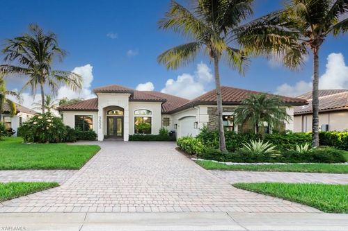 9555 Firenze Cir, NAPLES, FL, 34113-8138 | Card Image